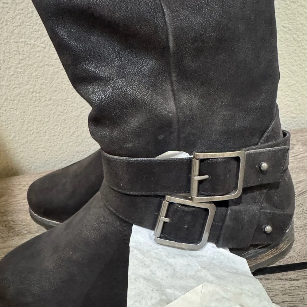 TORRID - BLACK Oiled Faux Suede Double Buckle Knee-High Boot (WW)